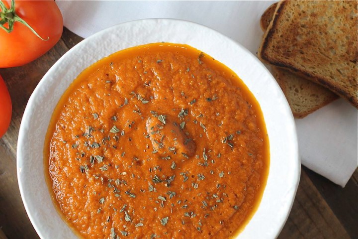 Creamy Vegan Tomato Basil Soup - Spinach For Breakfast